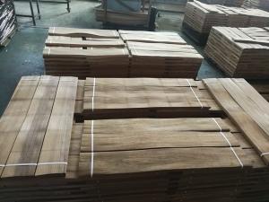 China 0.5mm Natural Burma Teak Veneer for Engineered Wood Flooring Usage wholesale