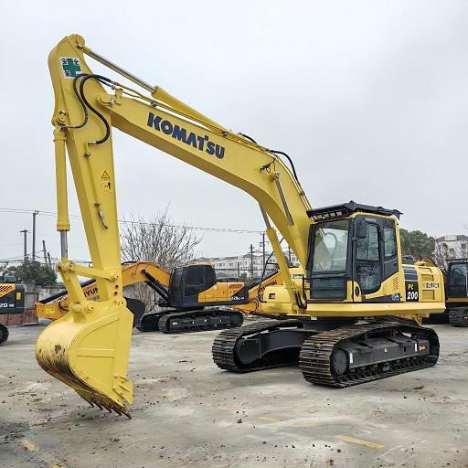 20 Ton Used Komatsu PC200-8 Excavator in Good Condition with Original Hydraulic Valve
