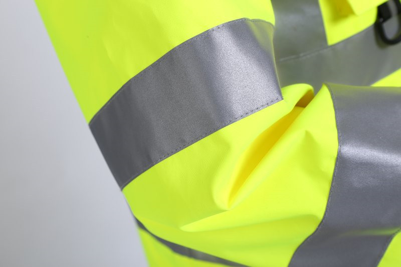 300D Oxford Multi Function Cold Weather Workwear 7 In 1 Hi Vis winter Softshell Jacket