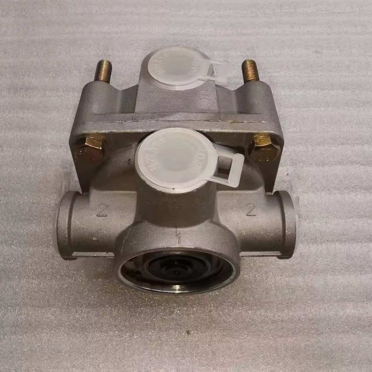 Shaanxi F3000x3000m3000 Truck Parts Clutch Booster Cylinder Dz9112230181 with OEM No