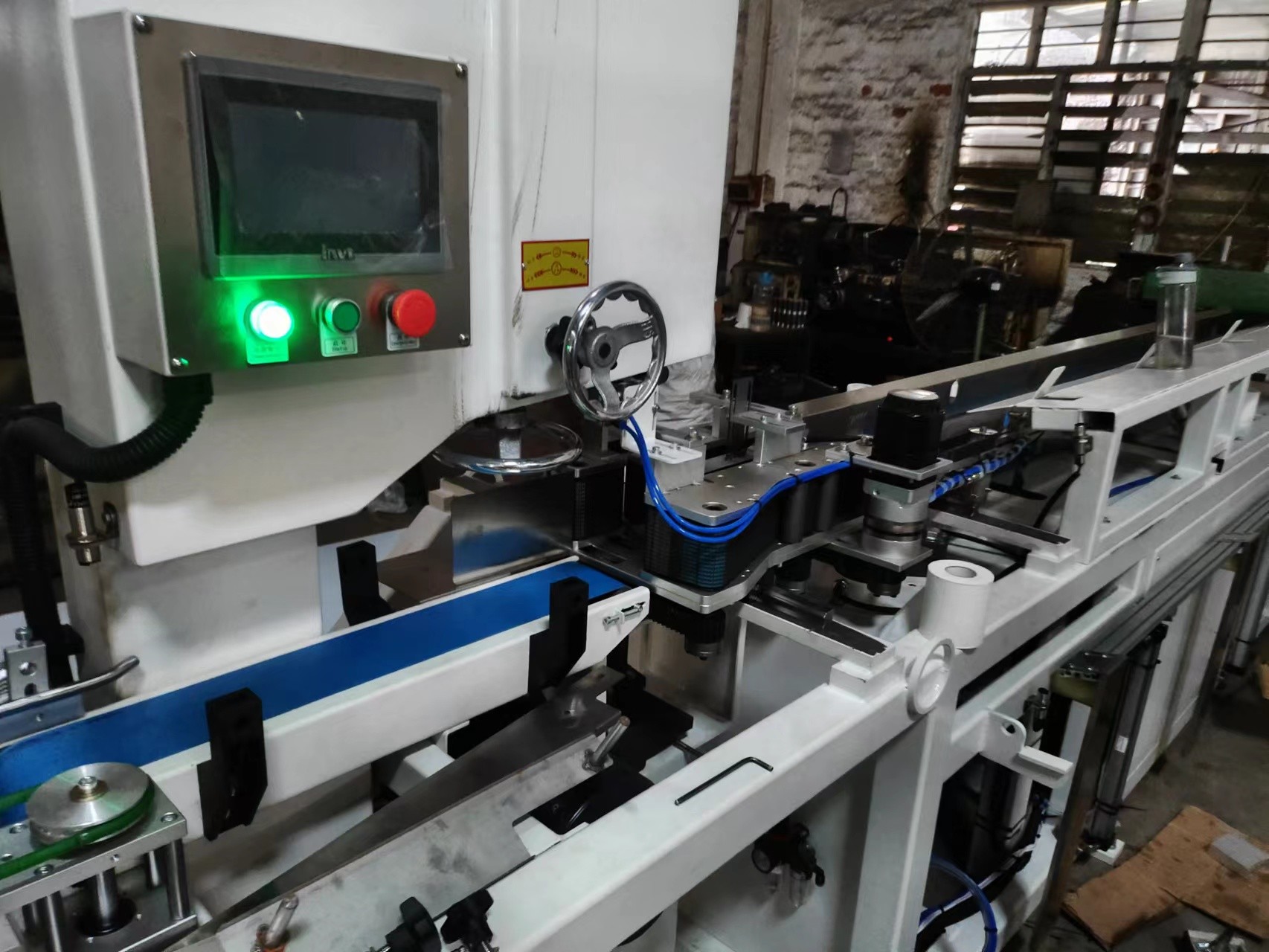 New Type Automatic Kitchen Towel Cutting Machine / Toilet Paper Slitting Machine 80～100cuts/Minute