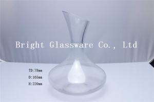 China Hand blown glass wine decanter with ice cooler glass water bottle for wholesale wholesale