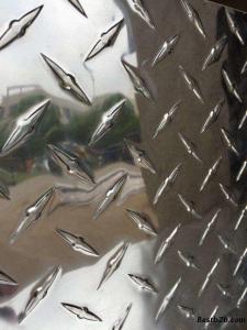 China 0.3mm Embossed Aluminum Sheet 5083 Anti Corrosion For Marine Decoration wholesale