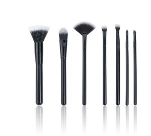 China 7pcs Essential Eyeshadow Makeup Brush Set Soft Synthetic Hair Black wholesale
