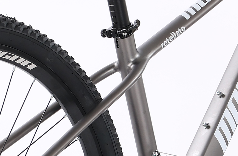 Customized Carbon Fiber Effect Mountain Bike with SHIMANO 21 Speed Groupset and Alloy Frame by GOMID