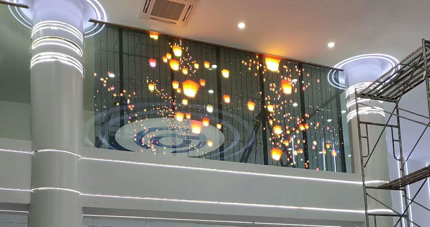 IP42 Rated P4mm Fixed Installation Transparent LED Display For Landmark Buildings