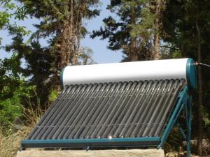 China 100L-360L Compact Solar Vacuum Tube Pressurized Water Heater with HIP-58 Technology wholesale