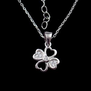 China Luxury Cubic Zirconia Solitaire Necklace / Flower CZ Stone Necklace wholesale