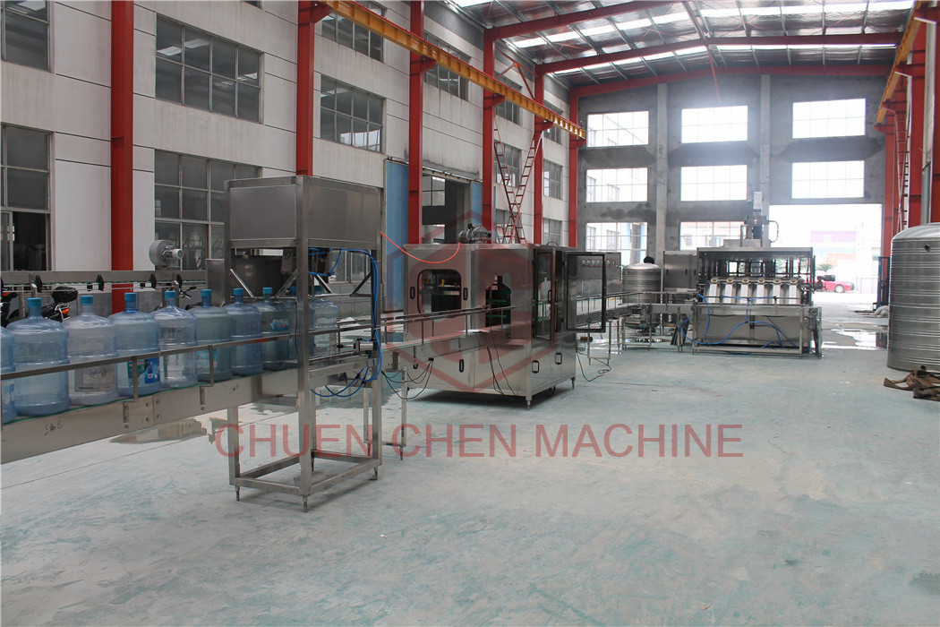 Plastic Bottle 5 Gallon Water Filling Machine Rotary Type Bottling