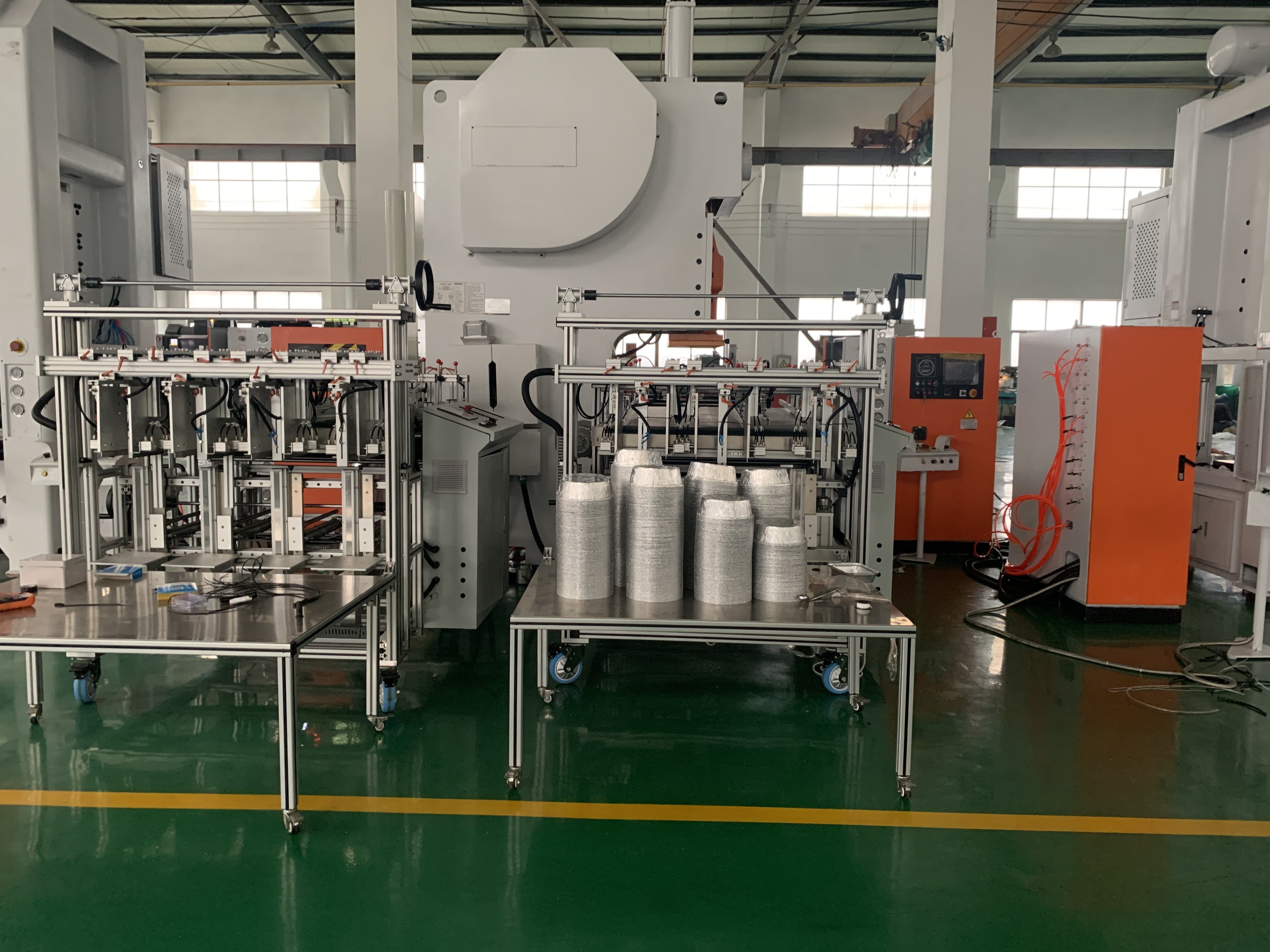 Steel 4 Cavities Aluminum Foil Container Mould High Productivity