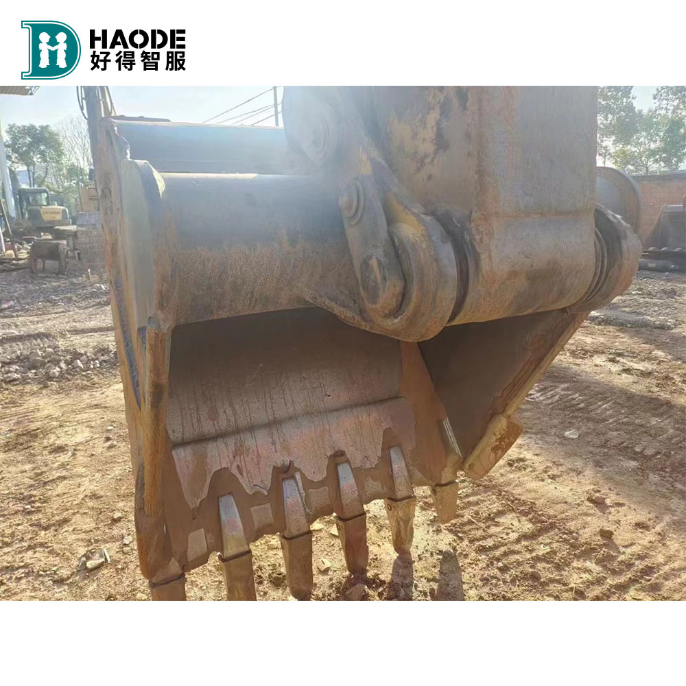 26 Ton Used CAT 326GC Excavator With 30000 Working Hours And 26075 KG Machine Weight