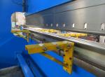 Heavy Duty Metalworking CNC Hydraulic Press Brake with 400L Oil Tank Capacity