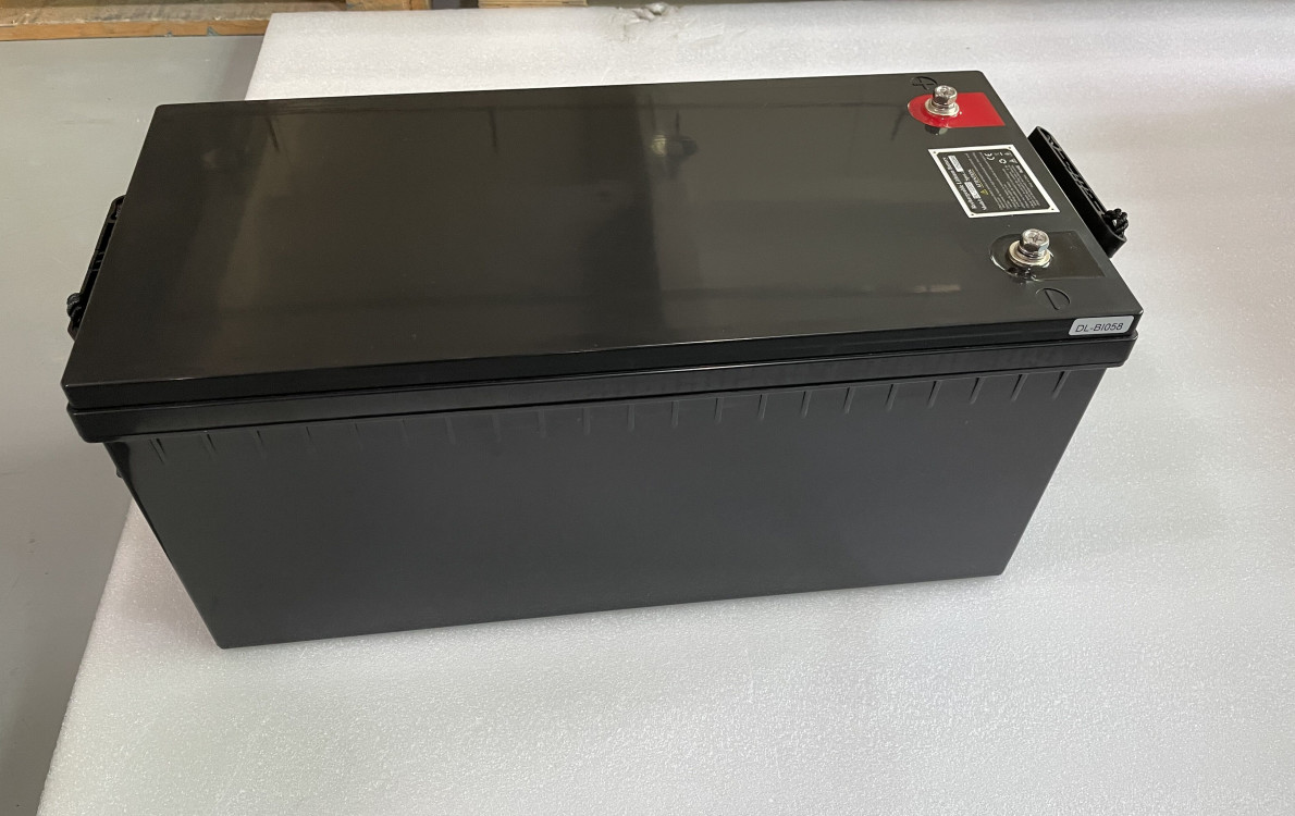 24v 100AH Lithium Ion Battery Packs , Lifepo4 Battery For Solar Energy Storage