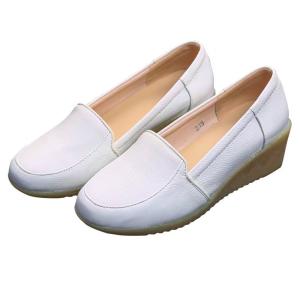 China Plus Size White Wedge Heel Shoes Customized Comfortable Hospital Work Shoes wholesale