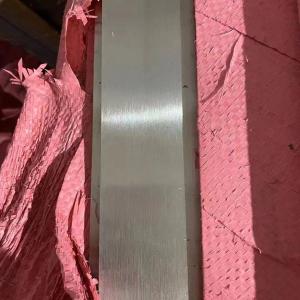 China Hairline Finishing 304 Stainless Flat Bar 12*3 15*3mm Cold Drawn SUS304 Flat Iron wholesale
