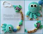 wood bead pacifier clip, non-toxic, baby shower gift, dummy holder, amigurumi