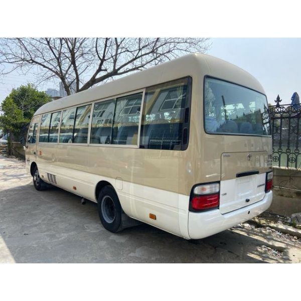 Used Toyota Coaster Mini Bus in 2011 year Used Diesel Manual Operated Door Buses Used Luxury Bus with 23 Seats