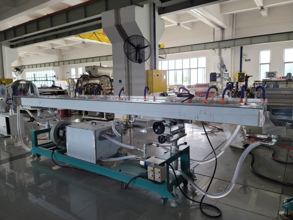 PVC Garden Hose Extrusion Making Machine PVC Fiber Reinforced Soft Pipe Production Line