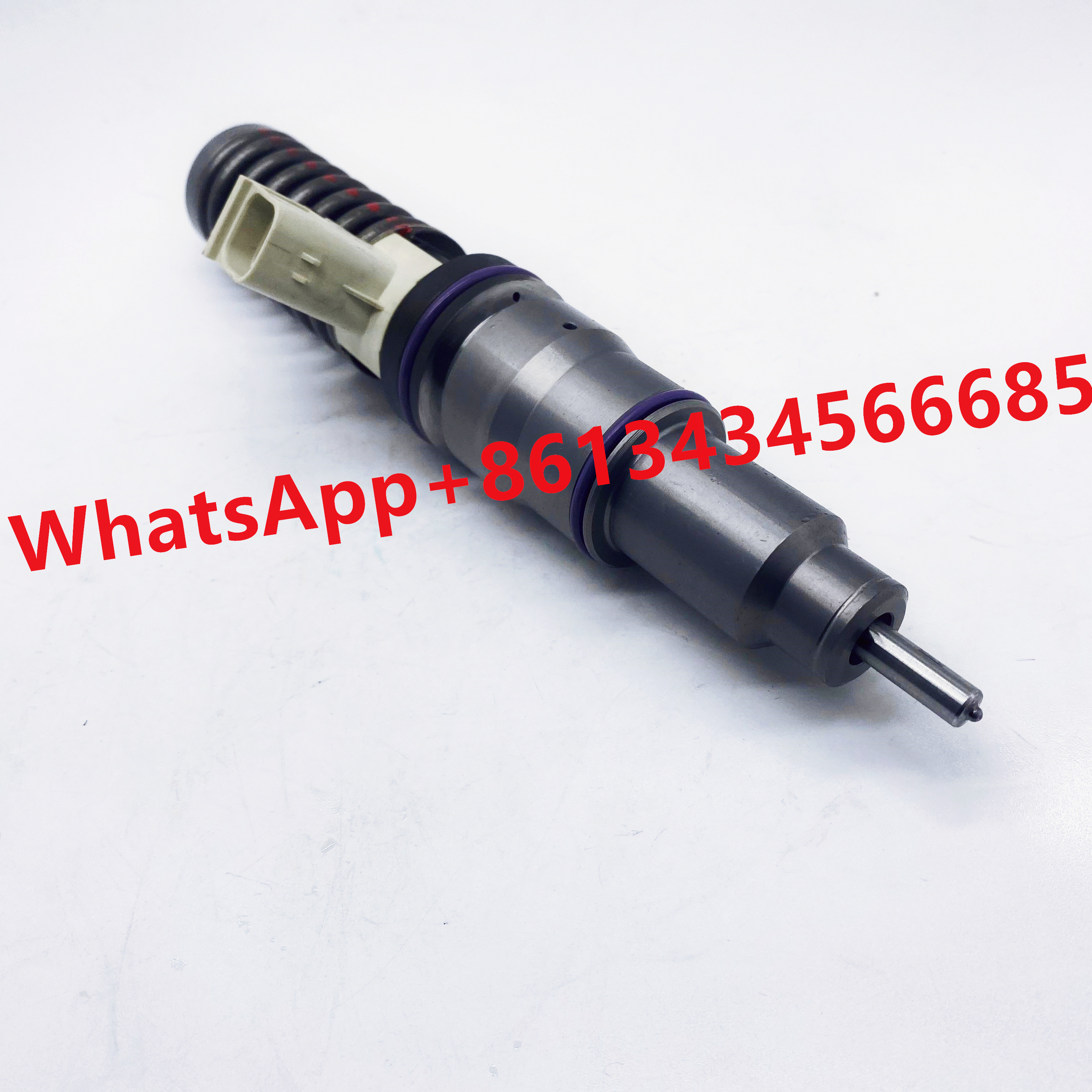Diesel engine fuel Injector 21379939 BEBE4D18002 BEBE4D27002 3847790 3801369 E3.18 For VOLVO PENTA / VOLVO TRUCK