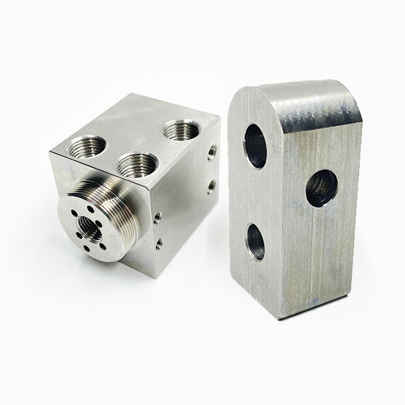 OEM Anodized CNC Machining Aluminum Parts Tolerance 0.05mm Silvery Color