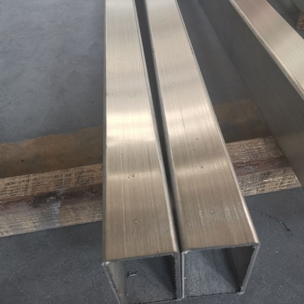 SS Square Pipe / SS Rectangle Pipe Tube 201 304 SS Pipe Bright Polishing for Outdoor Structure