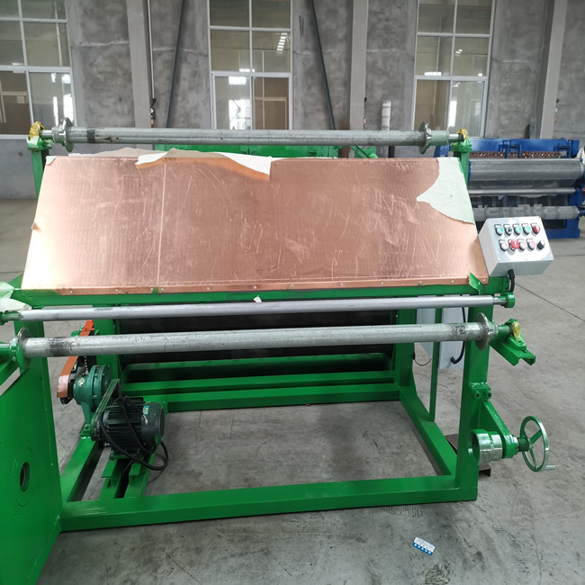 Galvanised Chicken 6feet Fence Mesh Welding Machine Full Automatic
