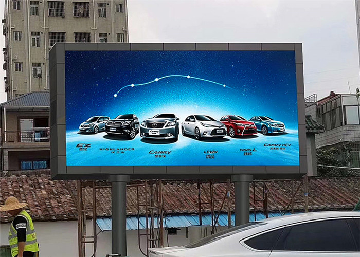 P8mm Outdoor LED Advertising Screen 7000mcd brightness Support Multiplied File Formats