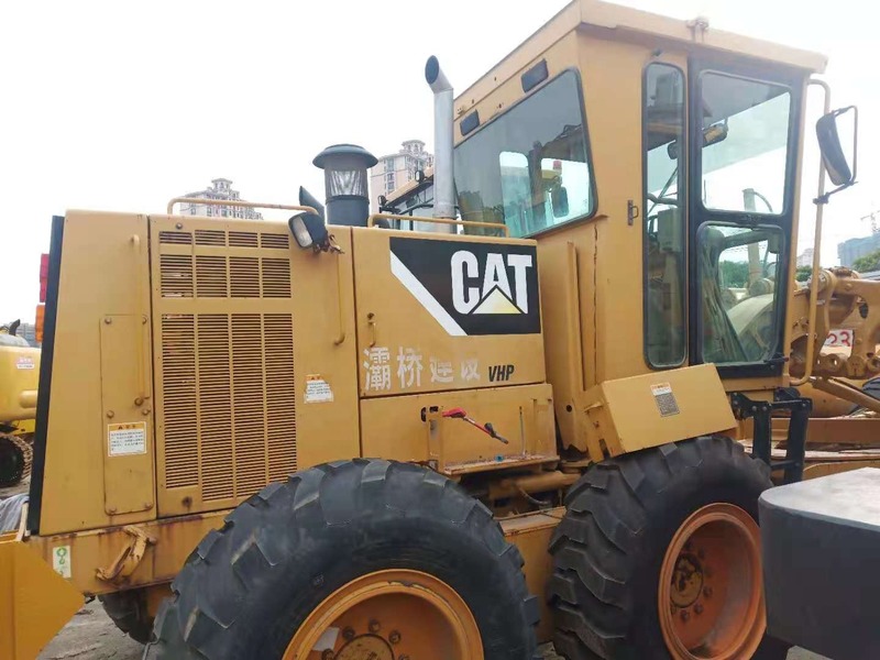 Low Hour Yellow Construction Works Grader Motor / Engine Components 11000 KG