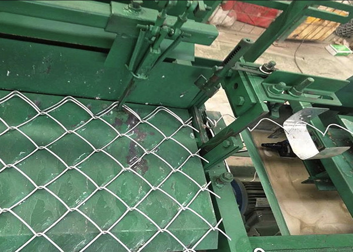 Hexagonal Diamond Wire Mesh Machine / Wire Mesh Fencing Machine 1 Year Warranty