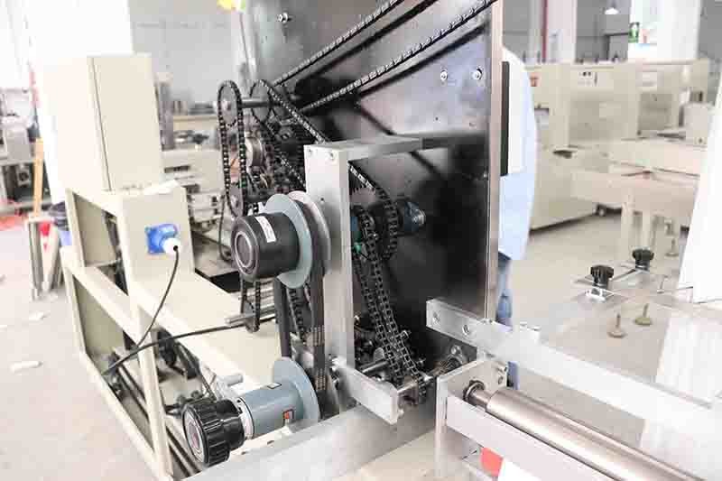 220V 3.8KW Tissue Paper Packing Machine Automatic Mechanical