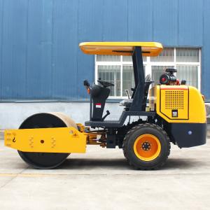 China 55KN Excitation Force 0.8ton 1ton 3.5ton Double Drum Vibratory Compactor Road Roller wholesale