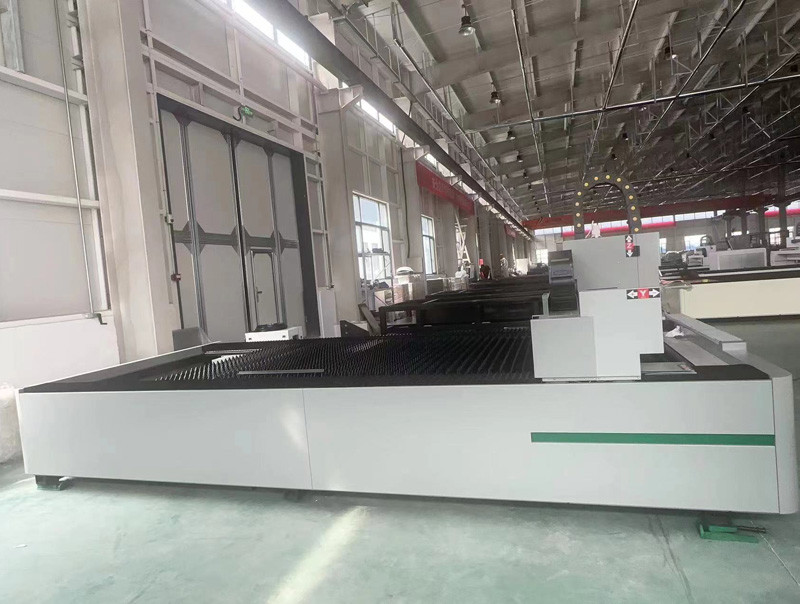 High Quality Low Power 1.5kw 2kw 3kw Fiber Laser Cutting Machine 3015 Laser Cutter CNC