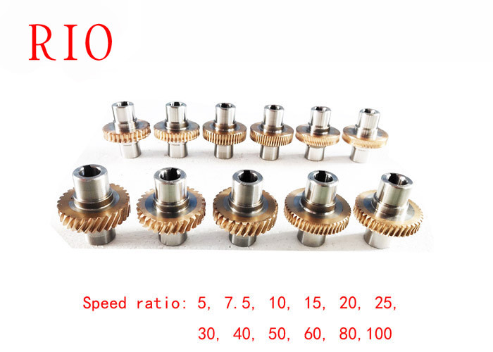Industrial Stainless Steel Worm Gear Reducers For Turbines / Shaft Liners / Axletrees