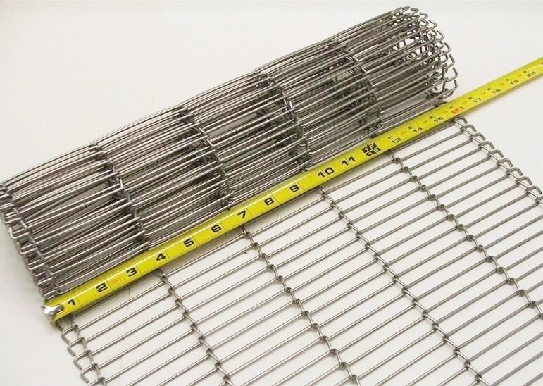 SS304 SS316 Flat Mesh Type Conveyor Belt Wire For Chocolate Biscuit Conveying