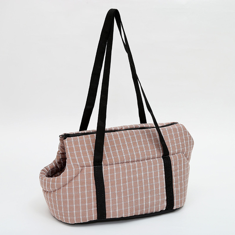 Weight 0.5 Kg Pet Carrier Bag Windproof Classic Style For Outdoor Travel