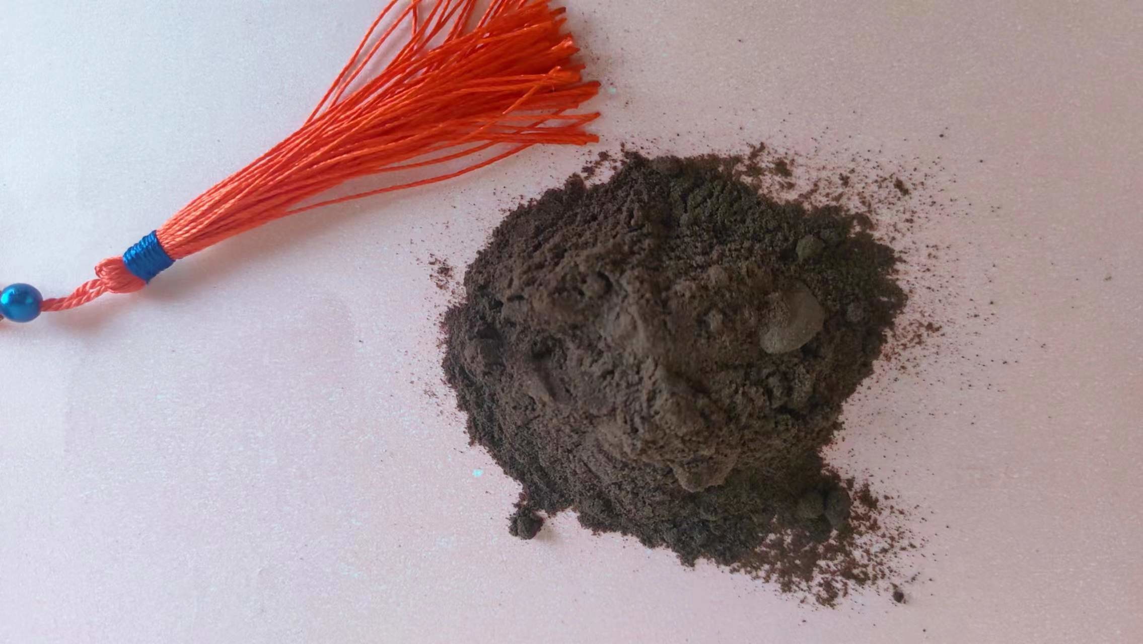 Dark Reddish Brown Solid Powder Non-Spray Dried Duck Blood Cell Protein Powder Is Made By Spray Drying Of Fresh Duck Blo