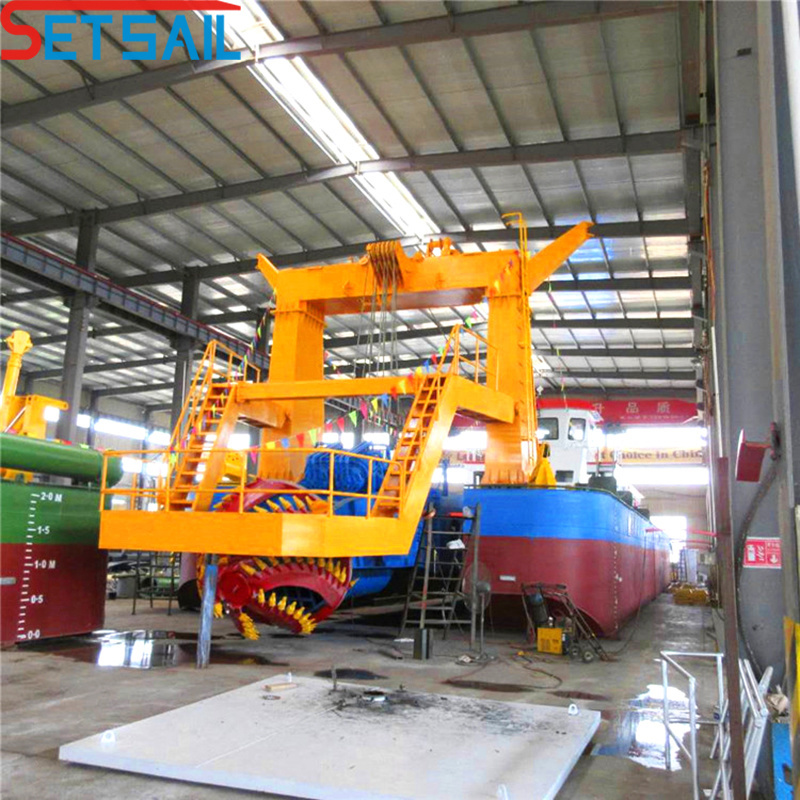 High Capacity1400m3 24inch Cutter Suction Dredger with Hydraulic System