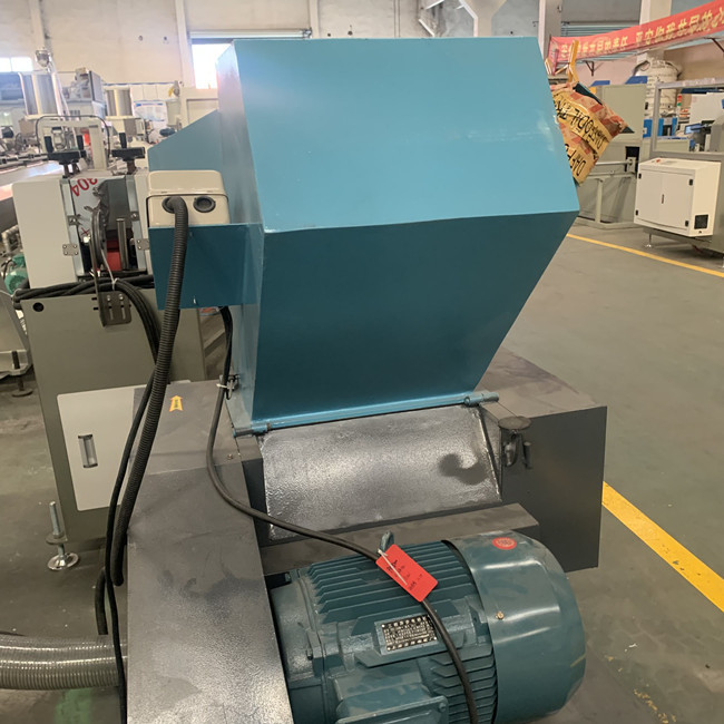 10mm Wall Thickness PVC Crusher Machine 1300kg/H Low Noise
