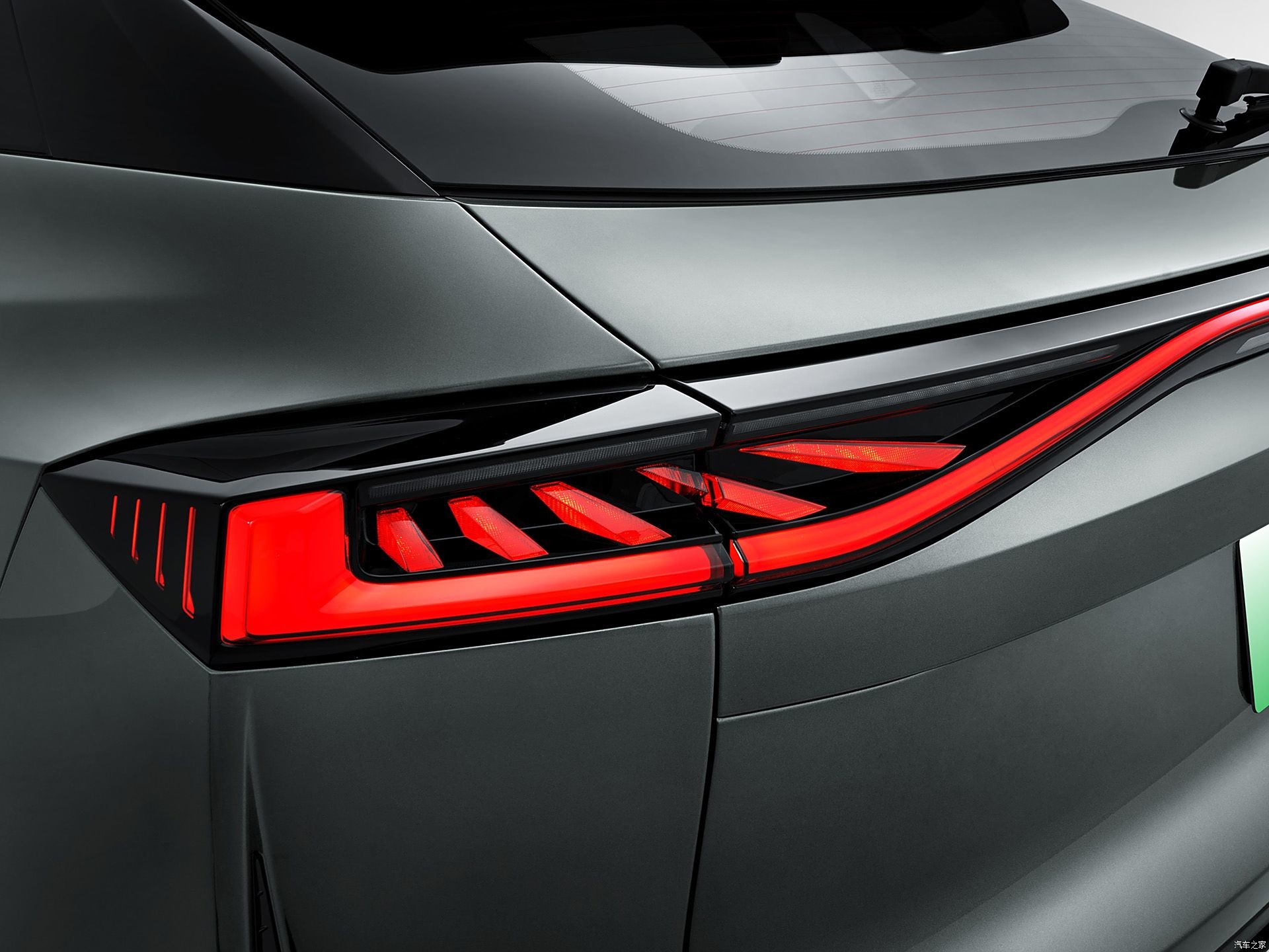 Changan UNI-Z Compact Plug-in Hybrid SUV CLTC Reaches 1200KM!
