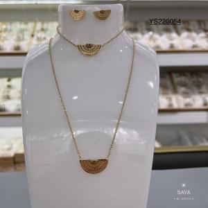 China Saya Women's Stainless Steel Gold Necklace Engagement Necklace For Bride wholesale