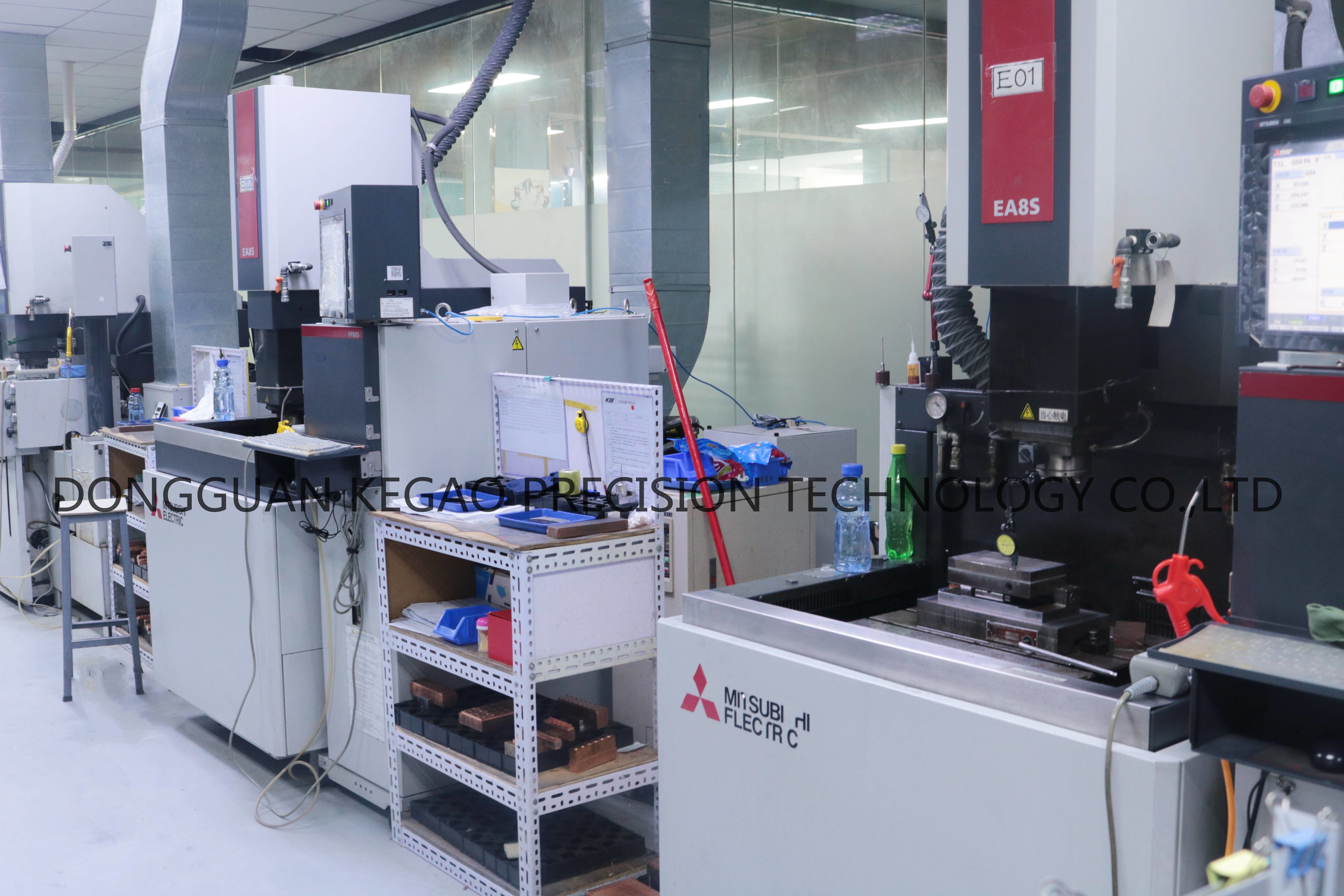 ASSAB STAVAX Medical Injection Molding Parts Mirro Polishing 54 HRC
