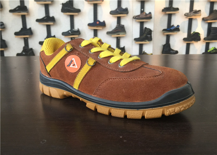 Stitched Logo Lace Up Work Shoes , Mens Brown Casual Shoes Slip Resistance