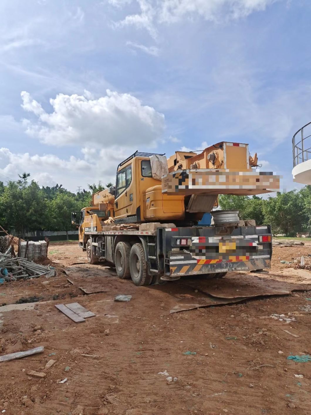 China Famous 2016 Xc 25t Truck Crane Terrian Mobile Crane Truck Crane