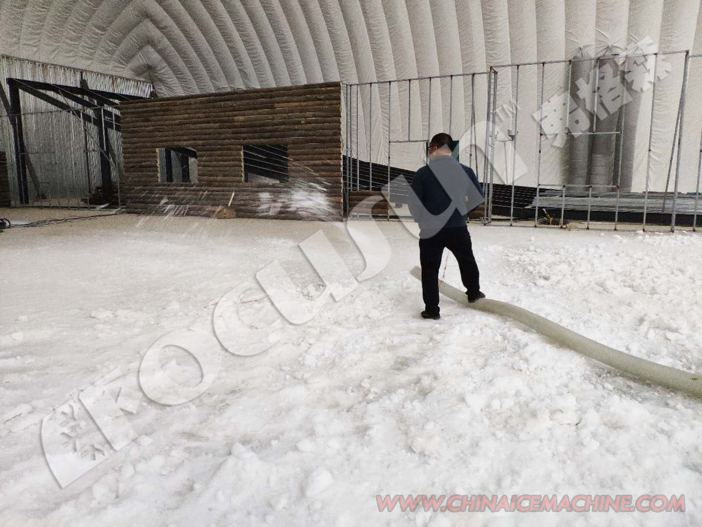 Industrial Snow Machine Maker for Scenery Park Indoor and Outdoor Cooling Technology