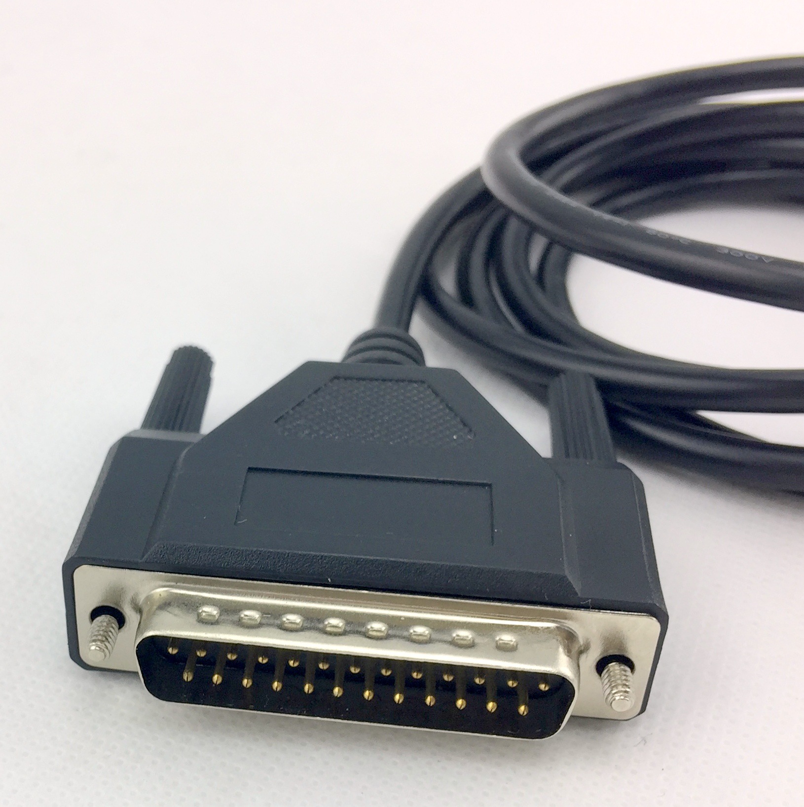 EURO Market Customized VGA Cable Assembly for RS232 DB9 to DB25 Serial Data Transmission