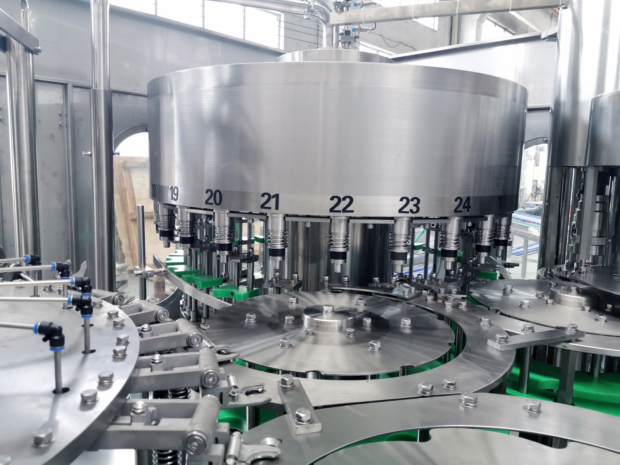 Plastic 500Ml Automatic Mineral Bottle Plant , Pet Bottle Filling Machine