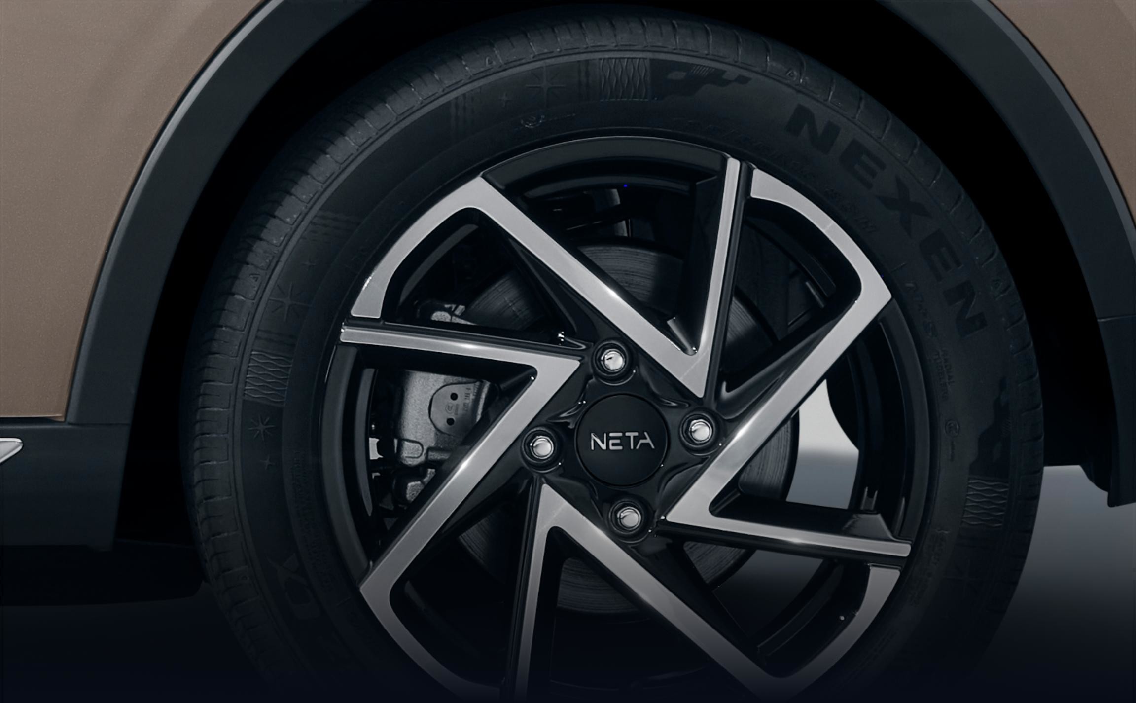 Neta Aya Electric Mini 5 Seater Compact SUV Battery Life 318KM-401KM