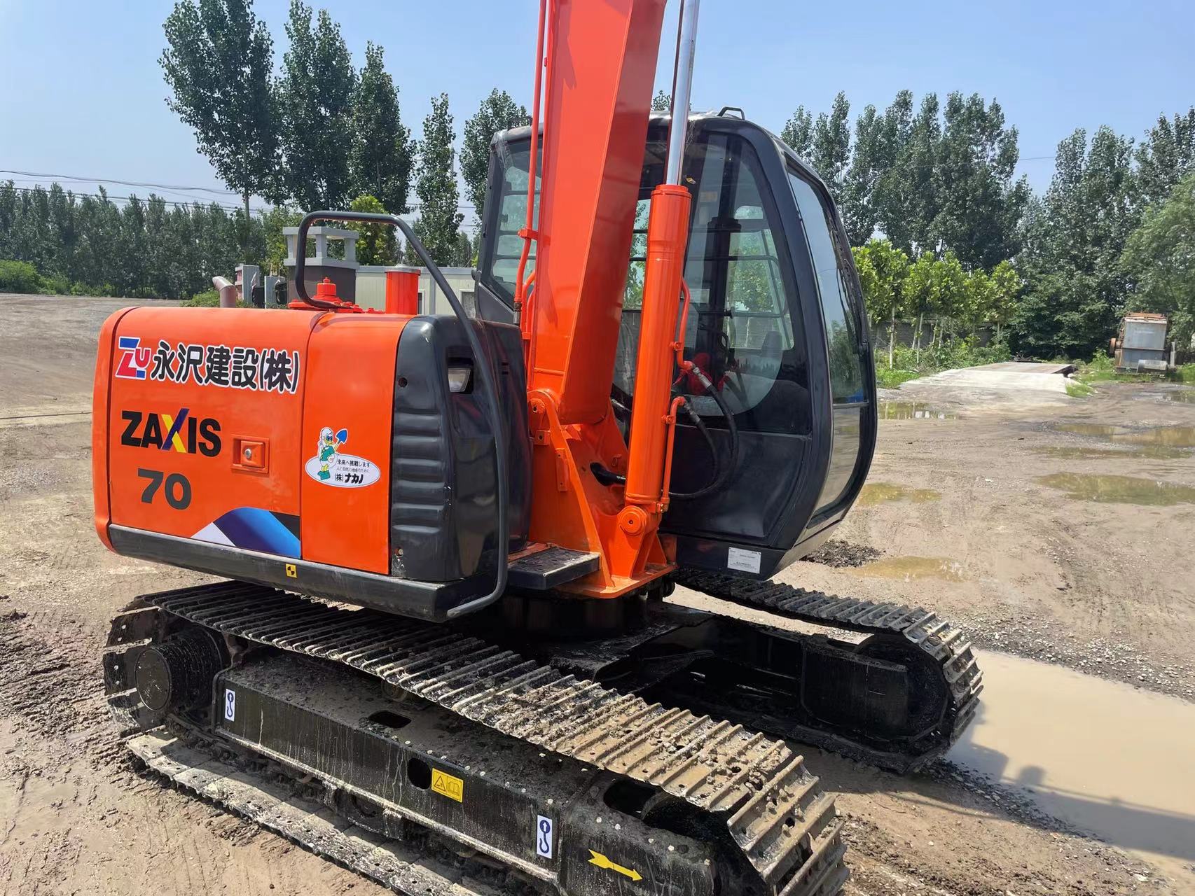 Zx70 Old Hitachi Mini Excavator Mini Hydraulic Excavator Construction Equipment