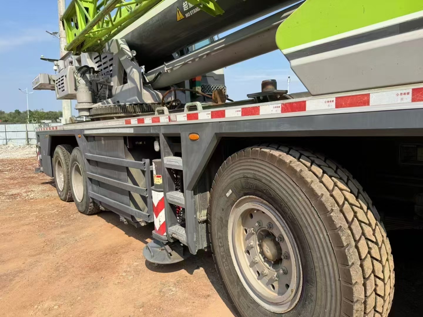 Original Situation Mobile Truck Crane For Sale 80 Tons Used Good Car