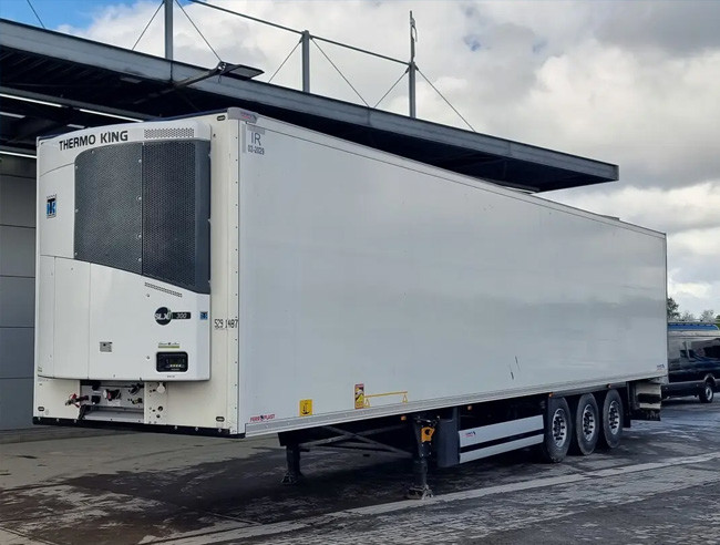 Flexible and Durable Refrigerated Semi Trailer OEM for Different Cargo Needs